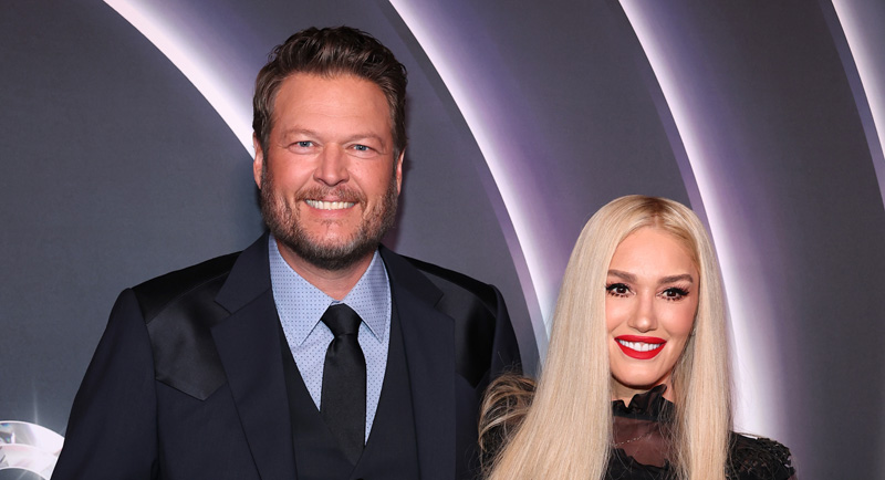 Blake Shelton responde a la reacción violenta de AMAS 2025, niega que él y Gwen Stefani eligieron hacer actuaciones previas