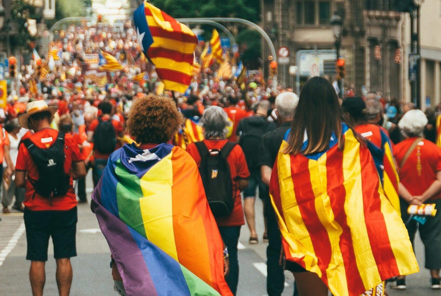 España cae al quinto mejor país de Europa para ser LGBTQ+, pero ¿dónde es el primero?