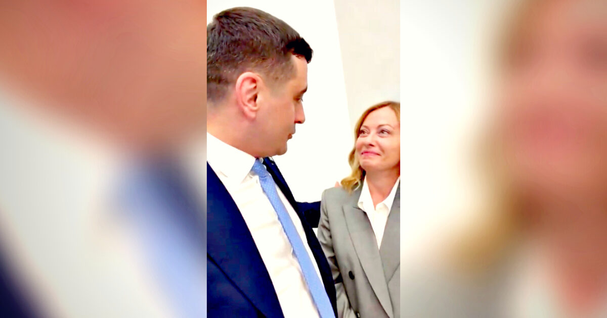 El primer ministro italiano Giorgia Meloni respalda el favorito de la derecha George Simion para el presidente rumano | El experto de la puerta de entrada