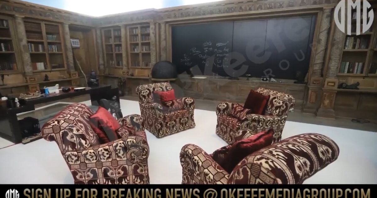 Breaking: O’Keefe Media Group lanza nunca antes de los pies de la Biblioteca de la Isla de Jeffrey Epstein-Estatuas extrañas y mensajes crípticos dejados por Epstein (Video) | El experto de la puerta de entrada