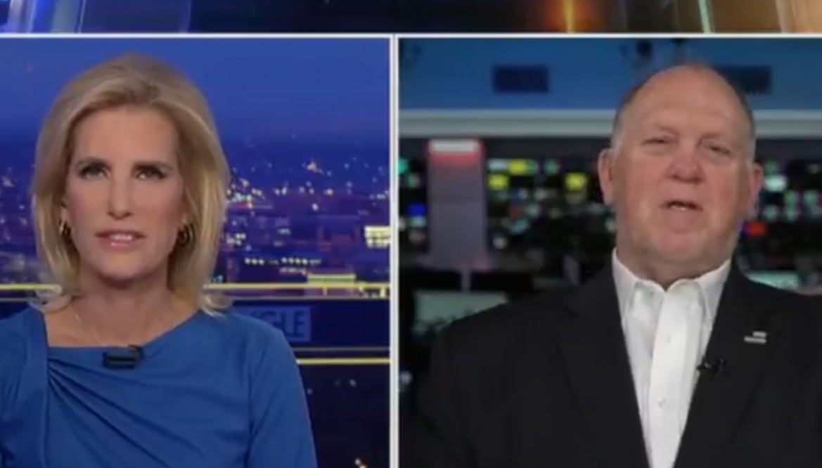 Tom Homan se burla de AOC después de que el DOJ acusa a la representante demócrata Lamonica Mciver (video) | El experto de la puerta de entrada