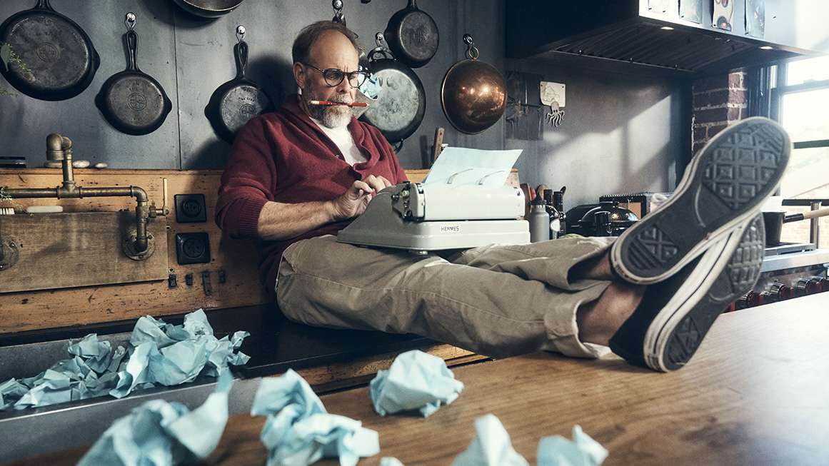 Alton Brown discute su nuevo libro, ‘Food for thought’