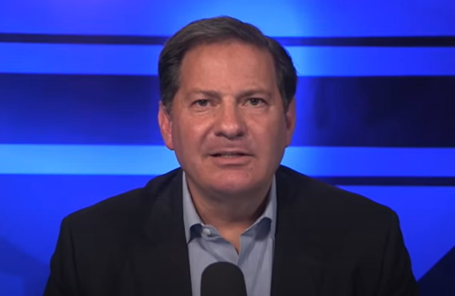 El periodista independiente Mark Halperin golpea sin piedad CNN y Brian Stelter por Biden Decline Hipocresy (Video) | El experto de la puerta de entrada