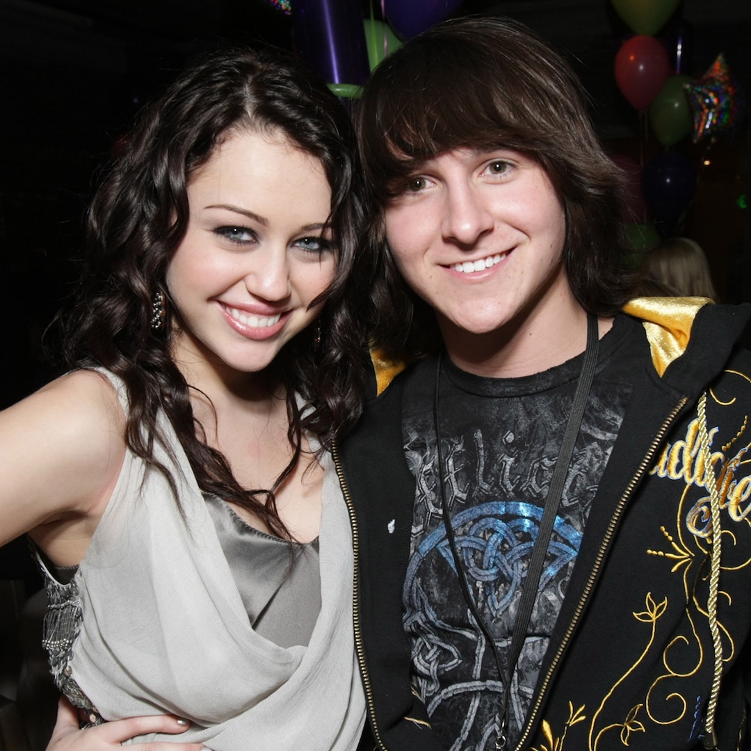 Mitchel Musso de Hannah Montana en Miley Cyrus Weed Reclamo