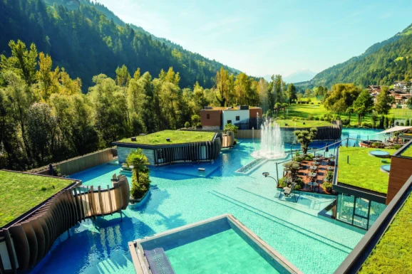 Tres resorts, tres generaciones y un legado familiar extraordinario: la revista europea