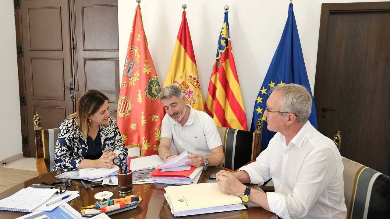 Orihuela exige acción para estudiantes de necesidades especiales