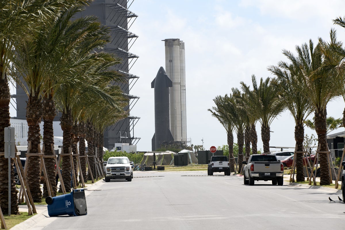 La nave espacial de SpaceX explota en Texas durante las pruebas previas
