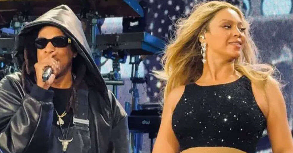 Mira: Beyonce surge en un conjunto de Manish Manhotra hecho a medida en su concierto