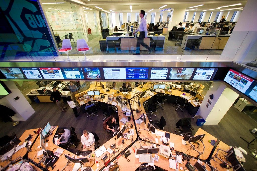Wall Street entre presiones de rendimiento y oportunidades de crecimiento: una perspectiva analítica