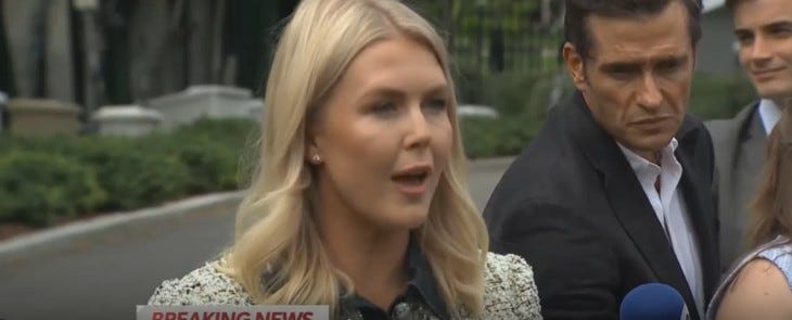 Las ratas se giran entre sí mientras Karoline Leavitt arroja a Pam Bondi debajo del autobús Epstein