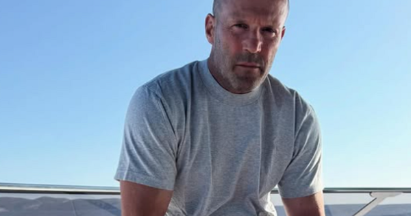 Jason Statham se bloquea, caldo y dos barriles para fumar en Mallorca