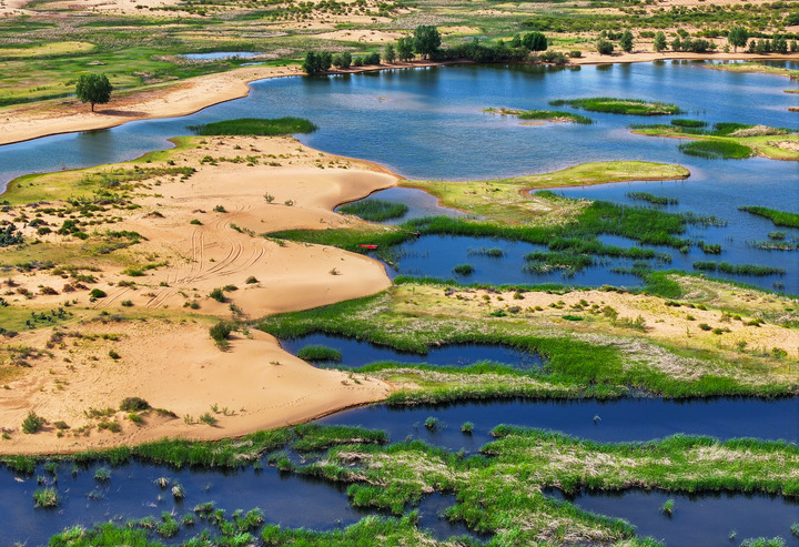 El décimo foro del desierto internacional de Kubuqi para abrir: Ordos se convierte en un faro de Green Hope para el mundo