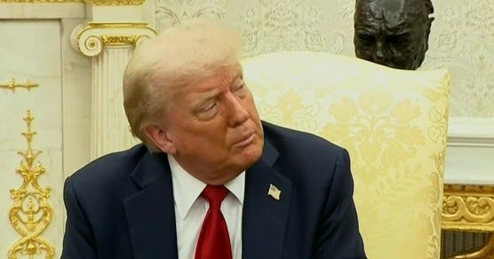 Trump disminuye cognitivamente frente al mundo durante la reunión con el líder de la OTAN