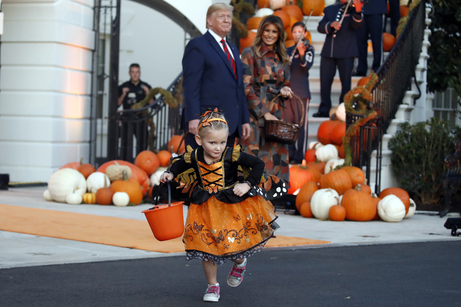 La peor demanda de aborto hasta ahora, y los aranceles de Trump vienen para Halloween