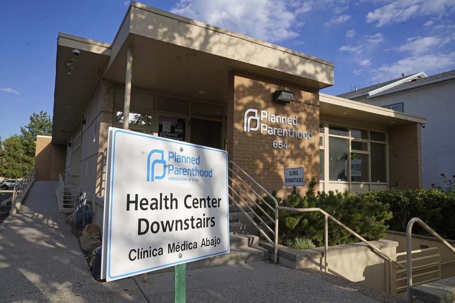 Planned Parenthood sobrevive al último ataque de Trump, por ahora