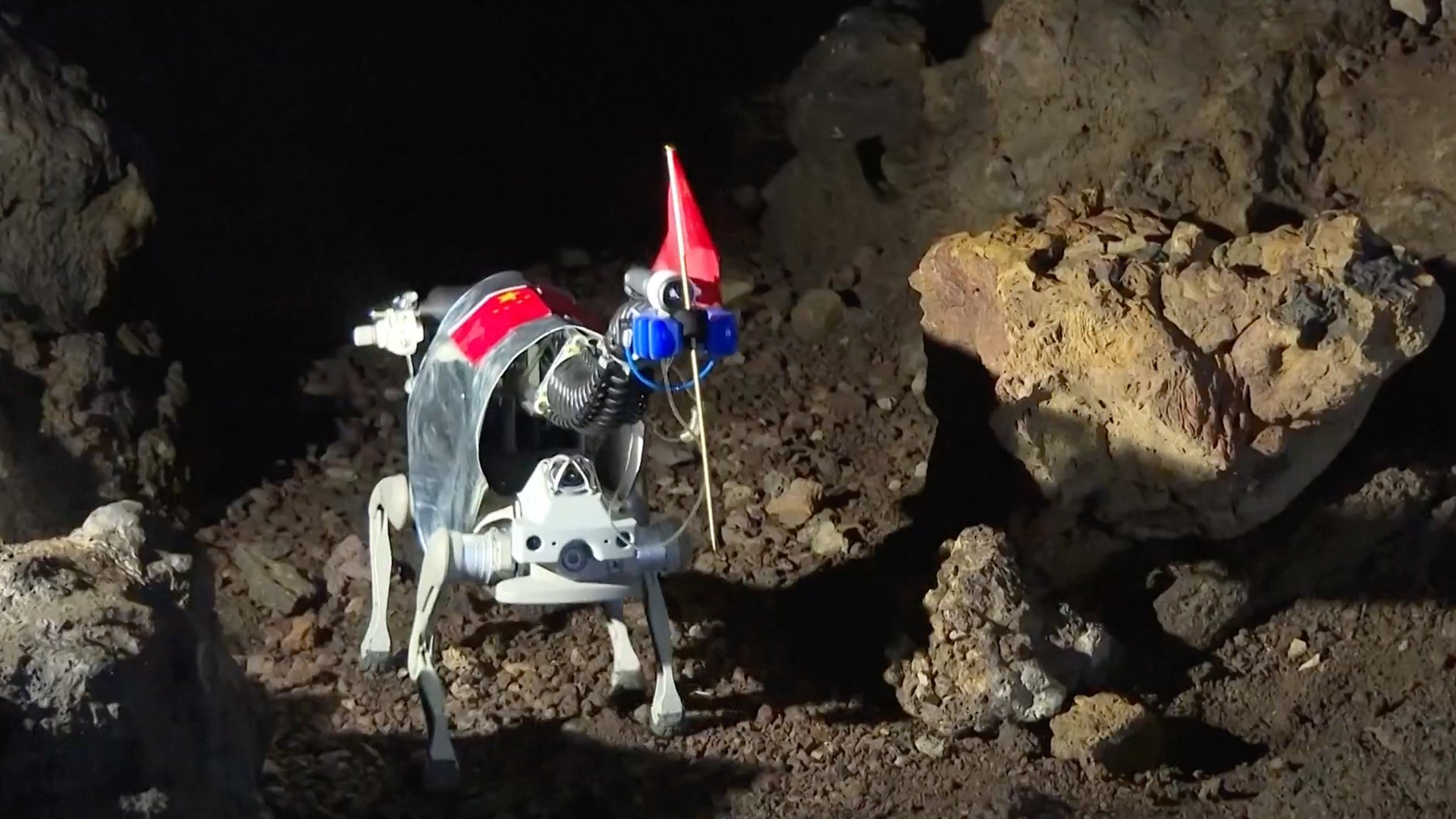 ¿Tubos de lava lunar en la tierra? China completa el área de prueba de simulación de luna subterránea (video)