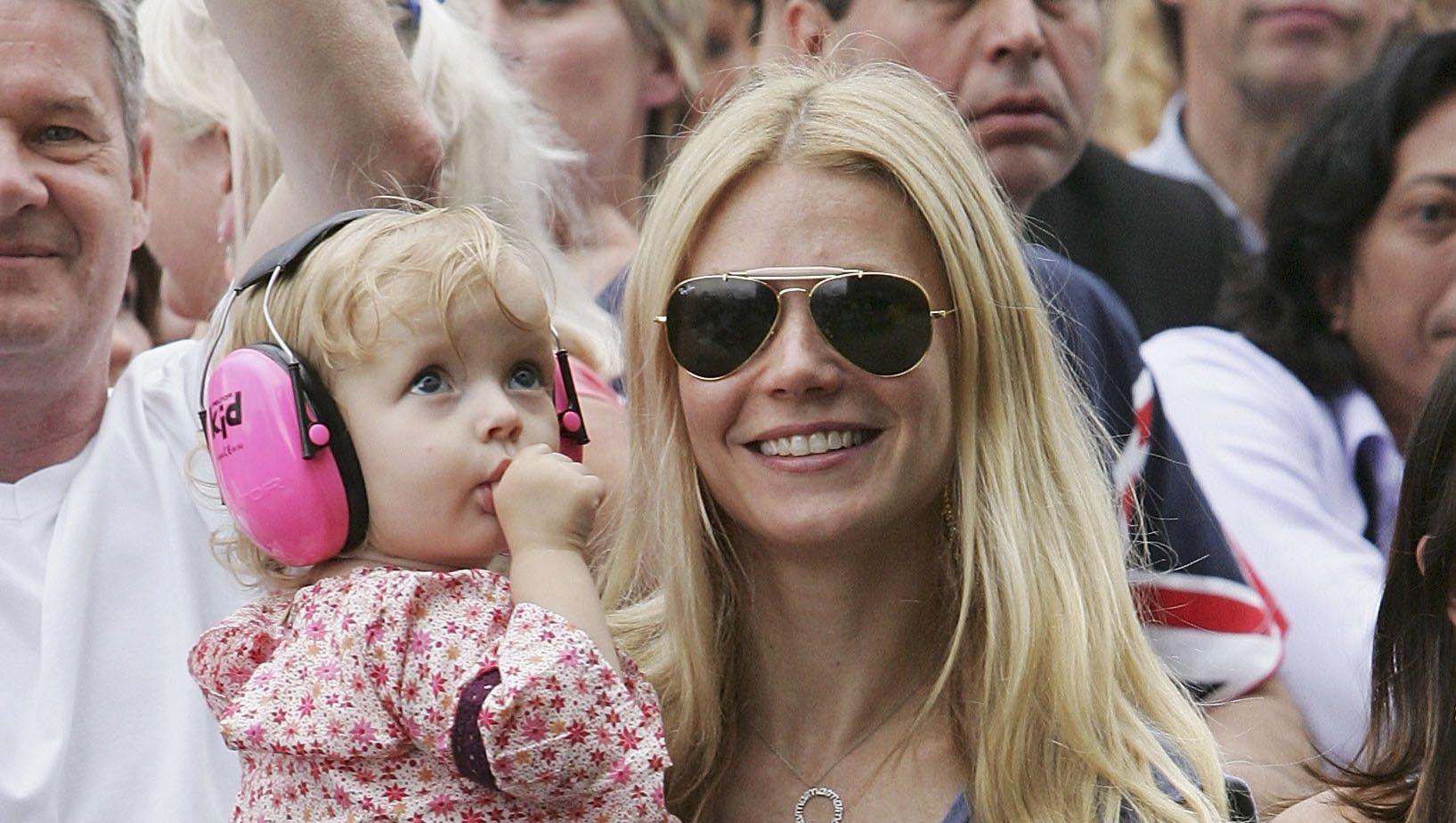 Conoce a los niños Moisés y Apple – Hollywood Life