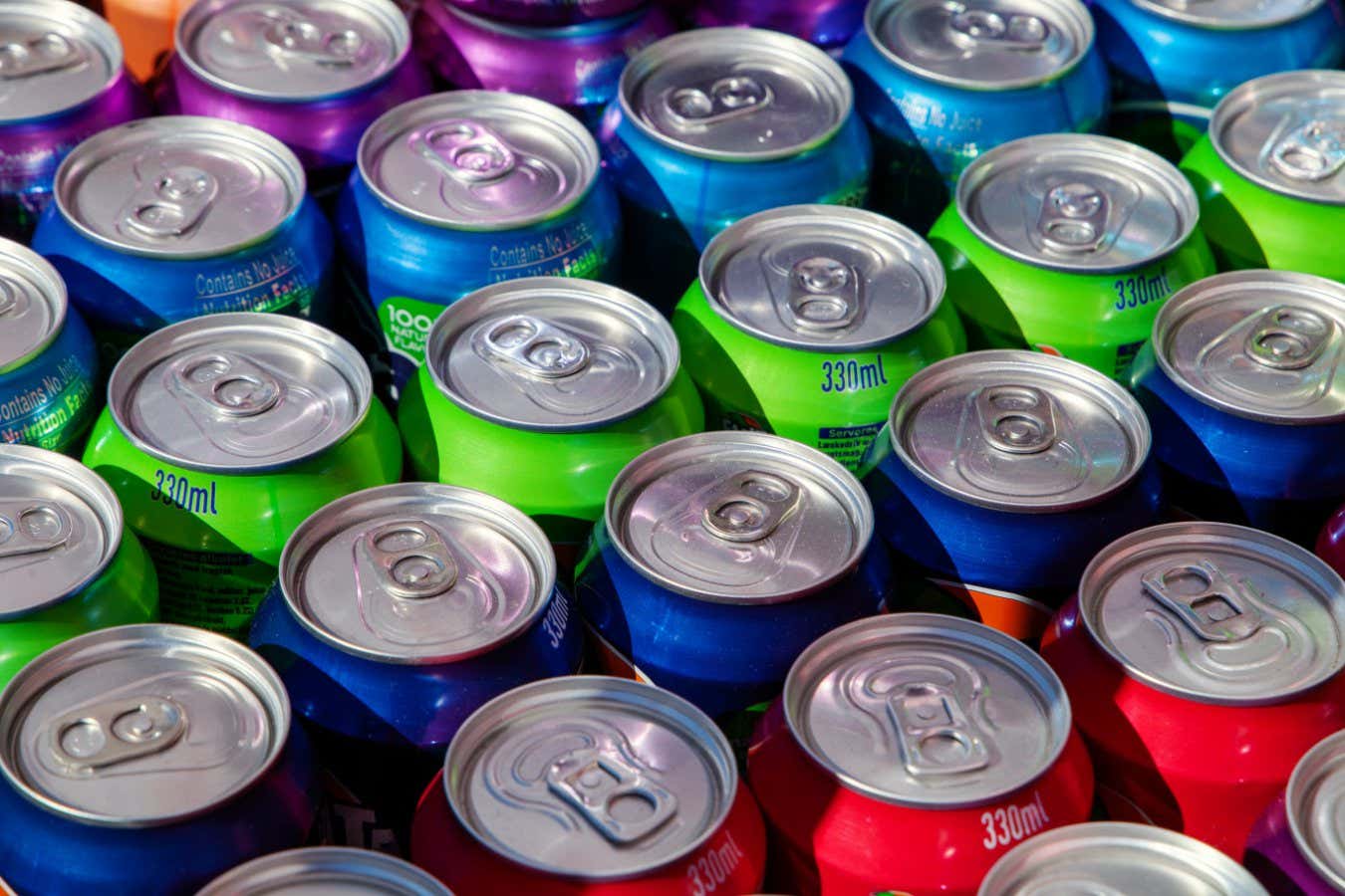 Las bebidas energéticas podrían causar menos daño dental con una simple adición