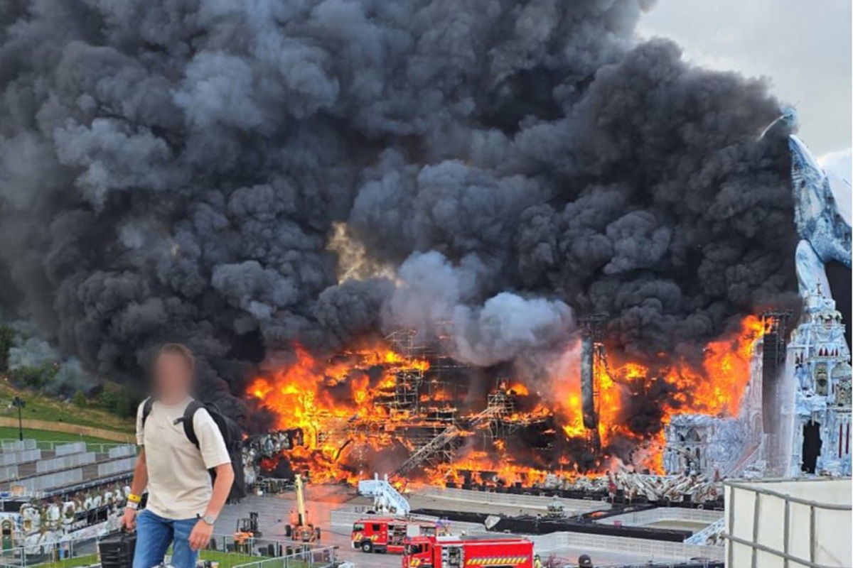 Fire Ravages de Tomorrowland el icónico escenario principal «Euro Weekly News