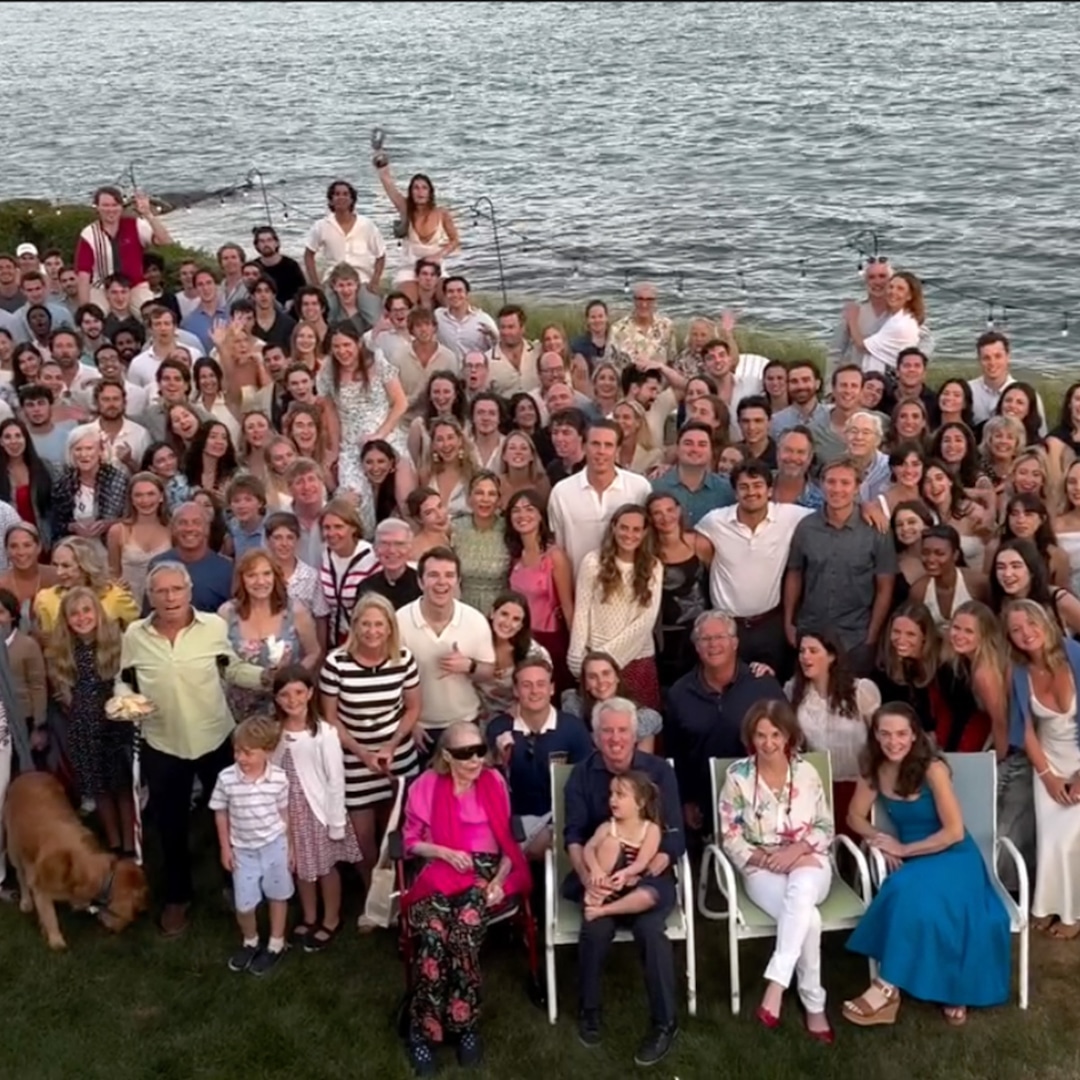 La familia Kennedy se reúne para el 4 de julio