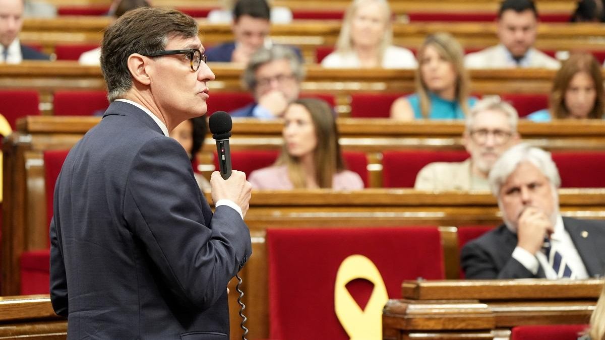 Illa garantiza que el curso escolar empezará el 8 de septiembre y da por resuelto el caos en las adjudicaciones de doccentes