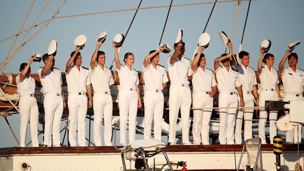 Buque-asescuela juan sebastián de elcano