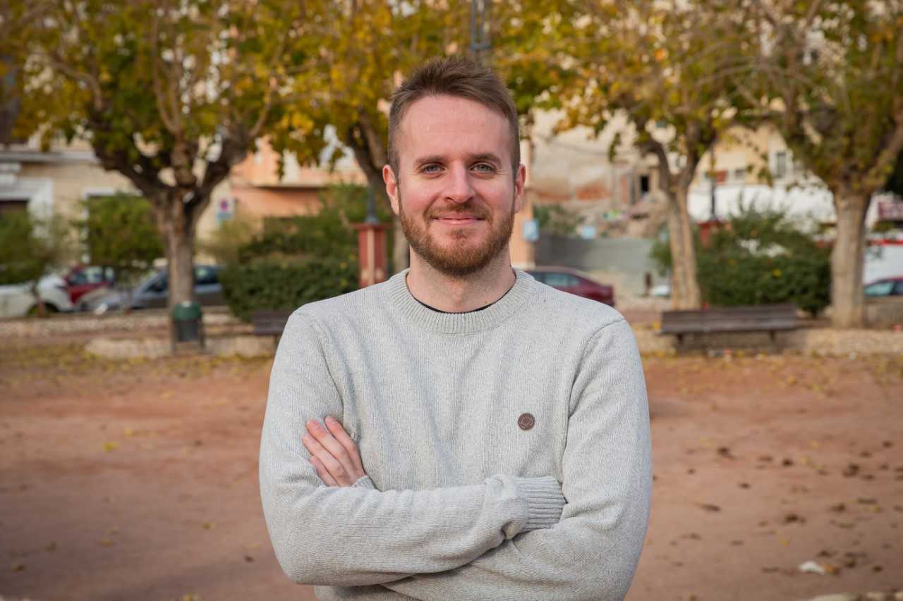 Más de 30 estudiantes de Orihuela se fueron sin ubicaciones en la escuela secundaria debido a recortes de educación