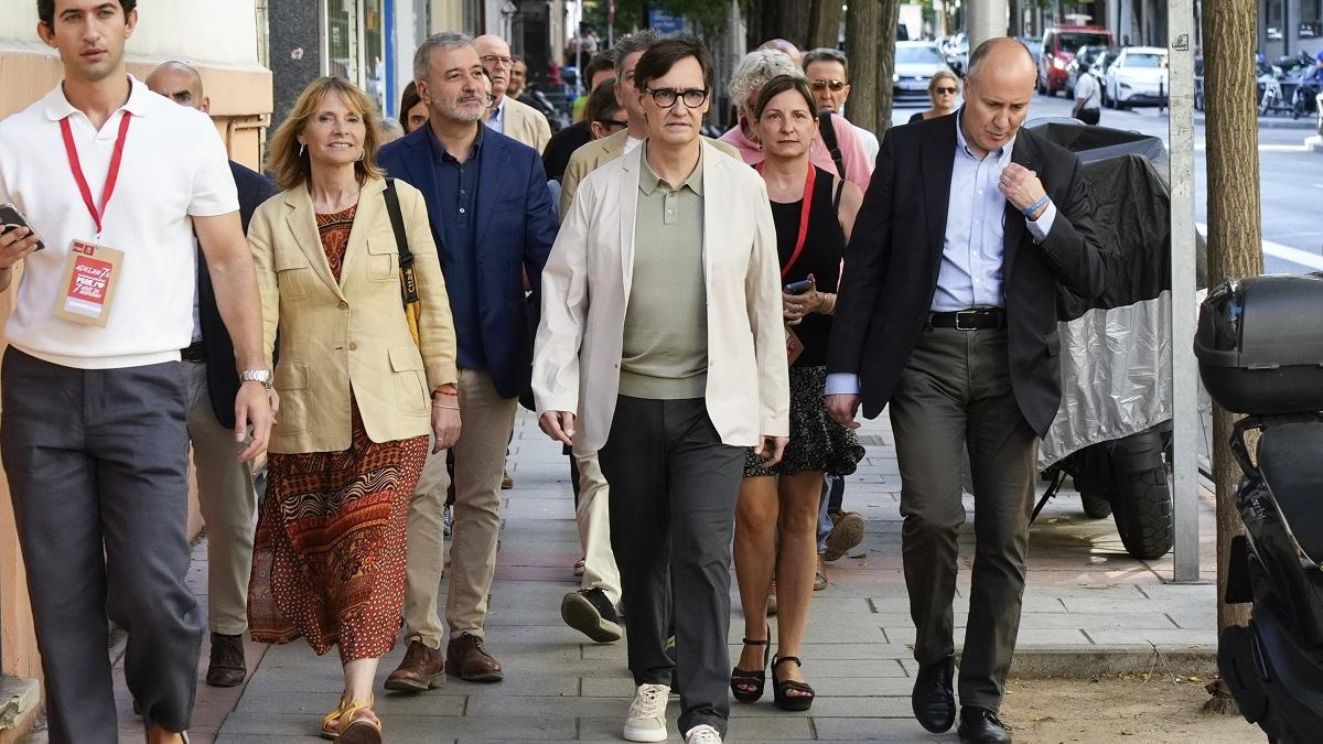 El psc se implica a fondo en el rescate de sánchez ante la crisis por corrupción del psoe