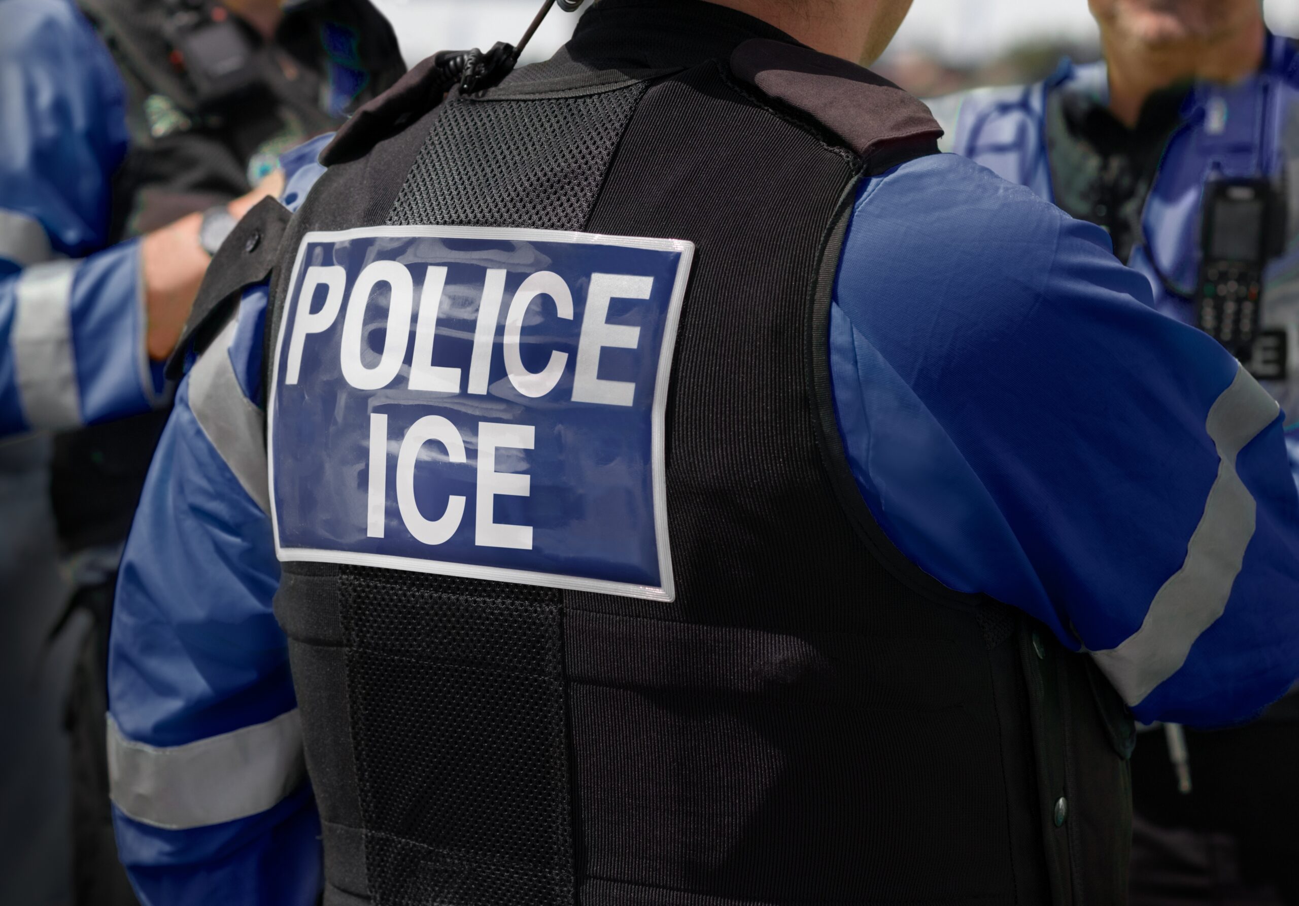 ICE detiene al inmigrante ilegal dentro del Centro Quirúrgico de California en confrontación acalorada