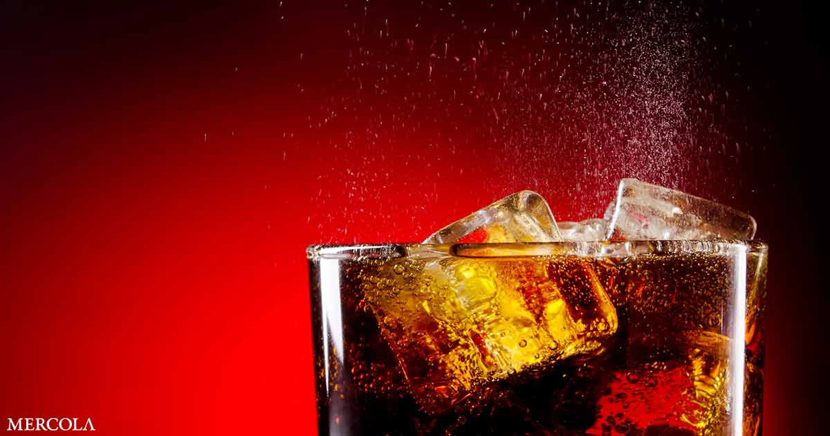 Beber refrescos aumenta el riesgo de diabetes incluso sin aumento de peso