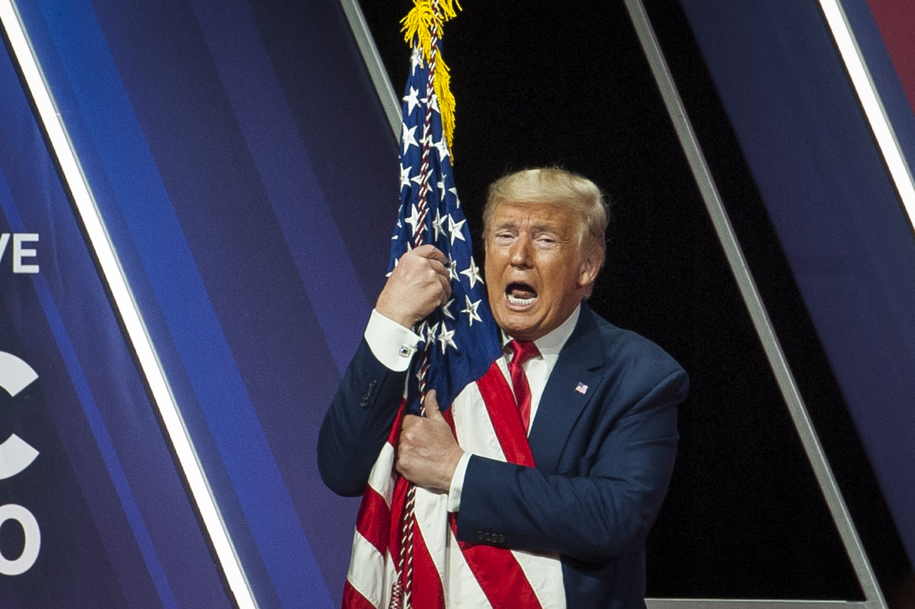 Como si las acciones de Trump no pudieran ser más vergonzosas