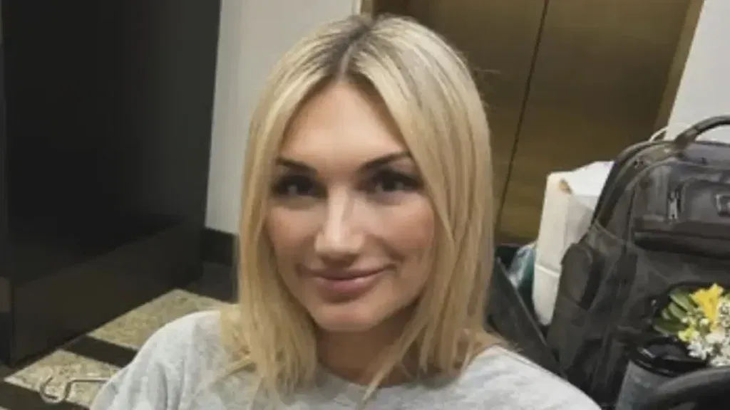 Brooke Hogan ofrece cubrir los costos de la autopsia para el padre Hulk Hogan