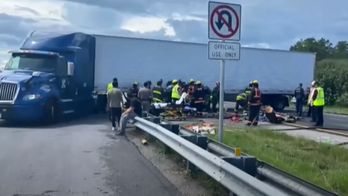 3 estados azules podrían tener la culpa en el fatal accidente automovilístico de Florida, dice el secretario de transporte