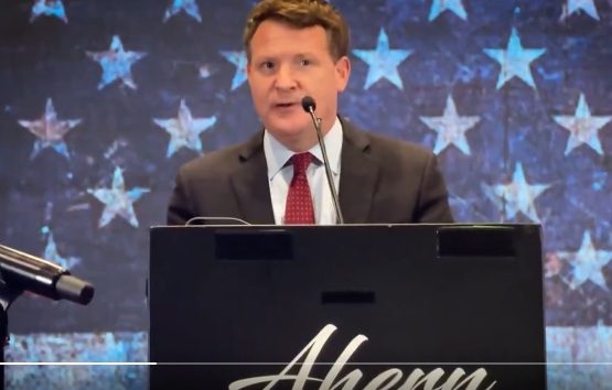 VINDICADO: El abogado Mike Davis sobre la justicia viene