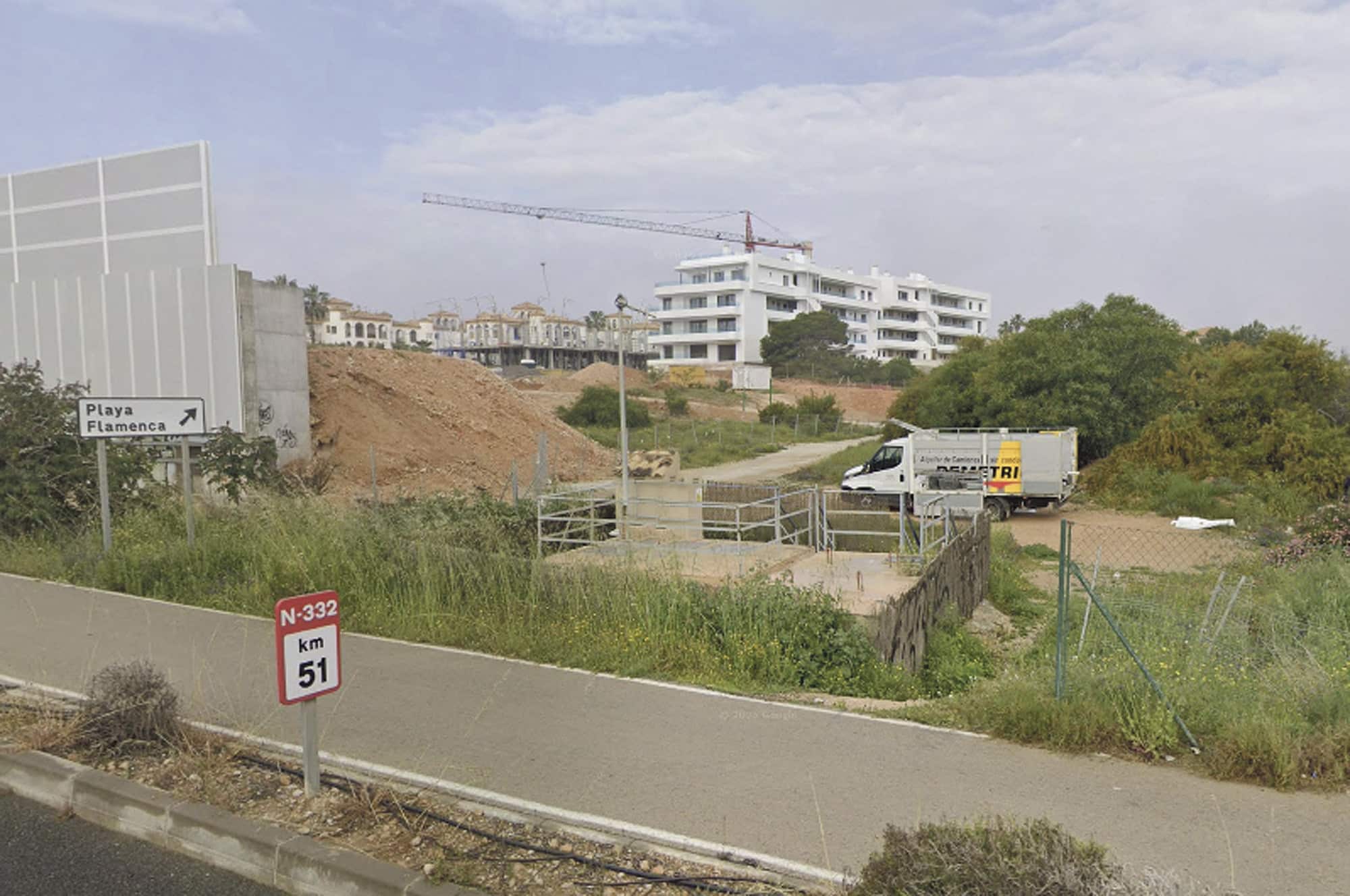 El desarrollo de la propiedad en Orihuela Costa se reduce al barranco natural, aumenta el riesgo de inundaciones