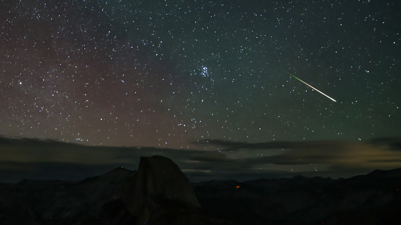 El Perseid Meteor Shower 2025 picos del 12 al 13 de agosto: Esto es lo que debe esperar del deslumbrante espectáculo de luces cósmicas