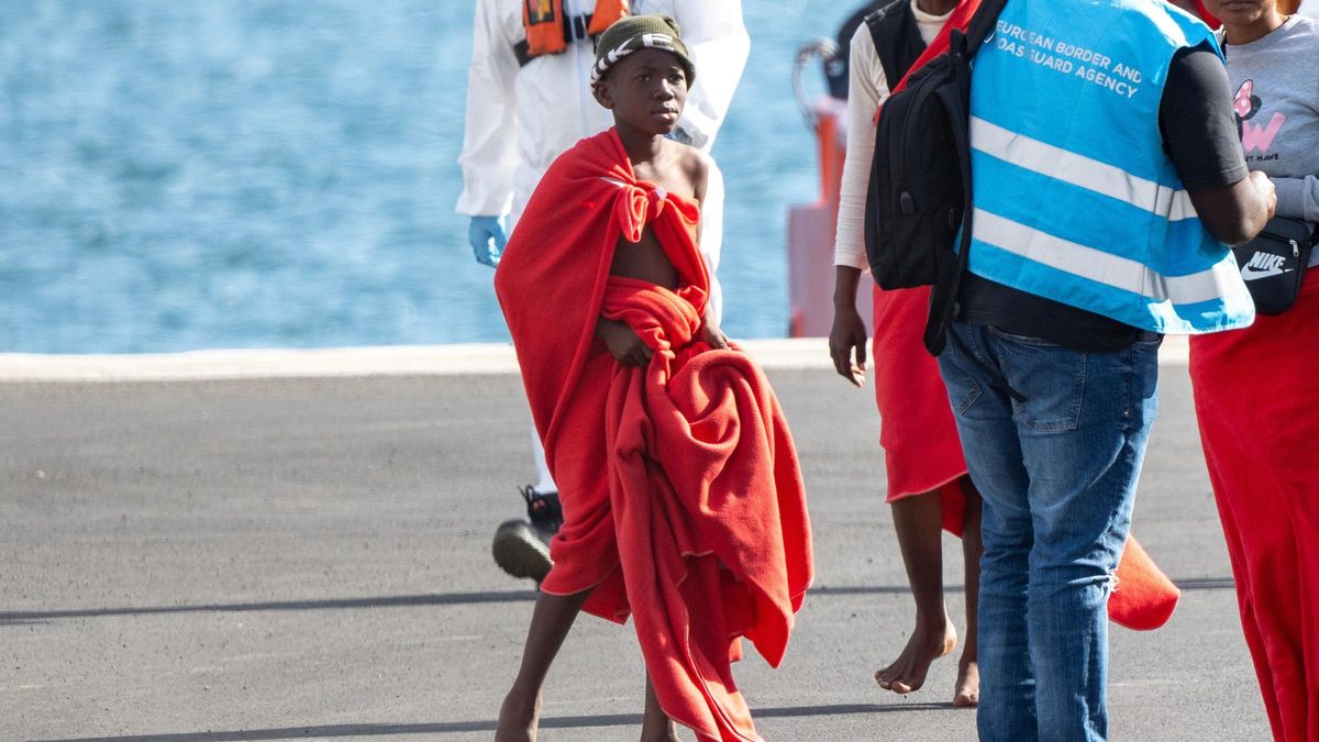 Canarias, Ceuta y Melilla Pueden Pedir Ya Se SE Derive a Los Menores Migrantes
