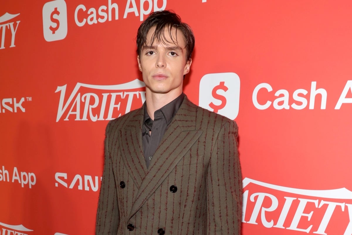 Nicholas Alexander Chávez reacciona al suyo Sé lo que hiciste el pasado verano de la escena – Life Socialite