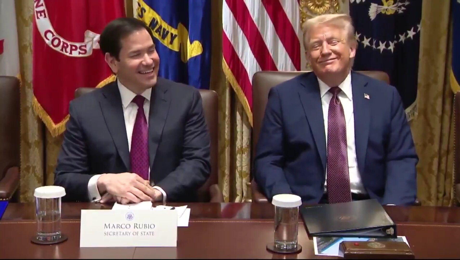 Happy Labor Day: Marco Rubio le da al director de OMB Russ Vought uno de sus cuatro empleos; Supervisará el ‘cierre’ de USAID | El experto de la puerta de entrada