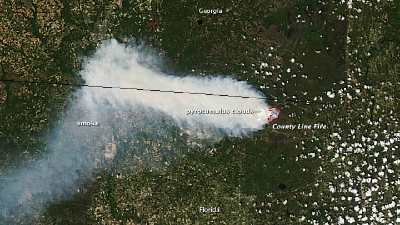 ¿Es ese penacho de humo de incendio forestal peligroso? La nueva tecnología satelital puede mapear las columnas de humo en 3D para mejores alertas de calidad del aire a escala de vecindario