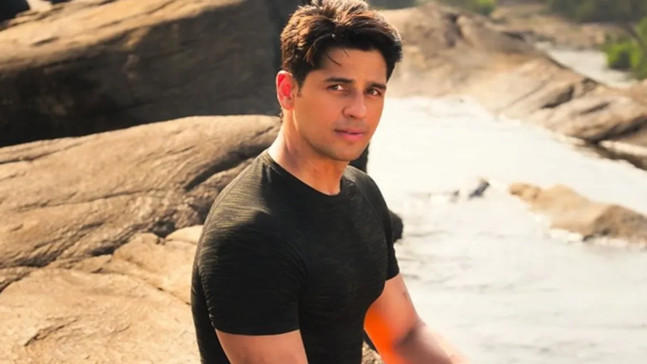 Param Sundari Bactor de taquilla: la comedia romántica de Sidharth Malhotra y Janhvi Kapoor agrega Rs 5.90 millones de rupias en el segundo fin de semana, se acerca a Rs 50 millones de rupias.