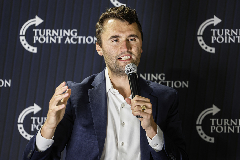 Los republicanos van duro para blanquear el legado de Charlie Kirk, y Kash Patel no tiene idea