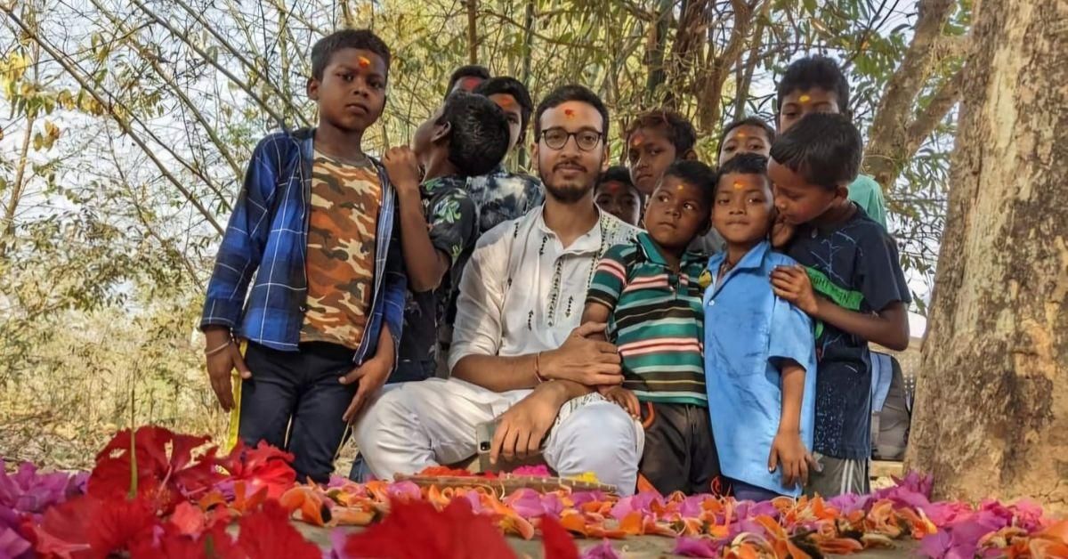 El profesor comienza la escuela de árboles al aire libre en Murshidabad para enseñar a los estudiantes de primera generación a través de la naturaleza y la cultura
