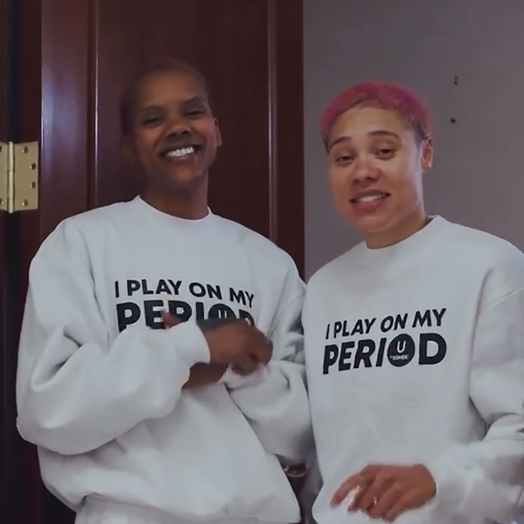 Courtney Williams de WNBA, Natisha Hiedeman, cabello “período rojo”